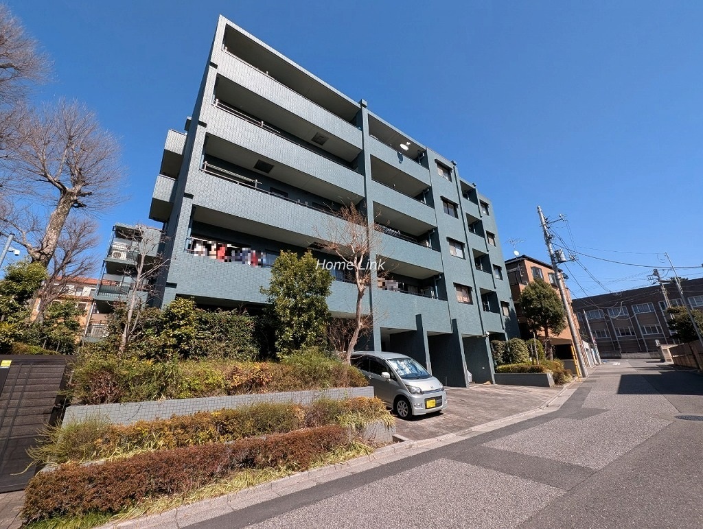 クアトロウーノ城北中央公園　南側からの外観